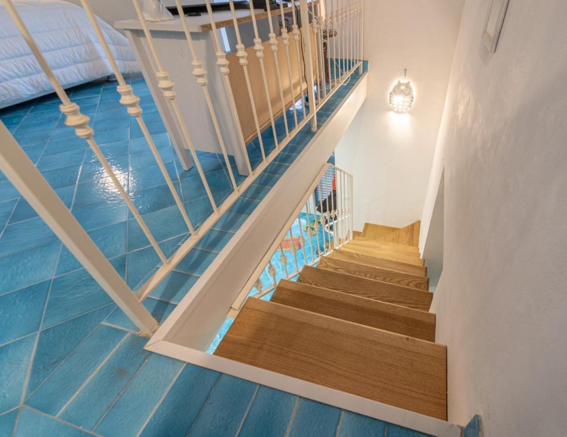 Апартаменты Postcard House Вико-Экуенсе Экстерьер фото